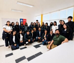 SEREMI de Energía de Atacama acerca el conocimiento energético a estudiantes de Vallenar