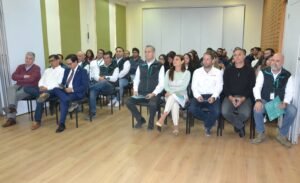 Junto a Fernando González, ENAMI certificó el liderazgo de sussupervisores y profesionales