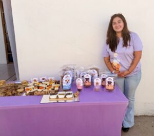 Emprendedora copiapina innova en productos alimentarios para mascotas gracias al apoyo de Corfo