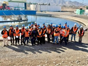 Estudiantes de Santo Tomás fortalecen su formación con visita a planta de tratamiento de aguas servidas