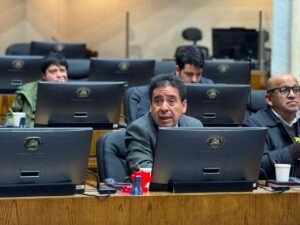 Gobernador Miguel Vargas plantea enComisión de Minería del Senado apoyosconcretos para reactivar la pequeñaminería de Atacama