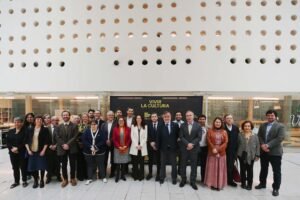 Ministro de las Culturas encabeza despedida a la delegación chilena que participará en la Feria del Libro de Frankfurt 2026