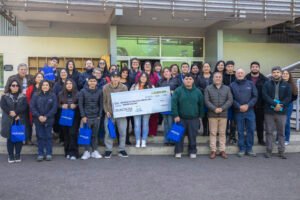 21 jóvenes de Huasco recibieronbecas para apoyar su educación superior