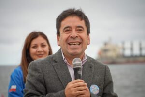 Corporación de Turismo Sustentable Bahía de Caldera desarrolla proyecto junto al Gobierno Regional para limpiar playas de la comuna