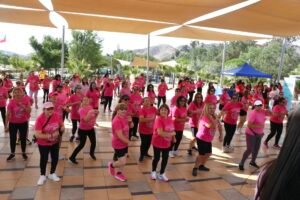 Jornada “Kaukari se Viste de Rosa” reunió a servicios públicos para promover la prevención del cáncer de mama